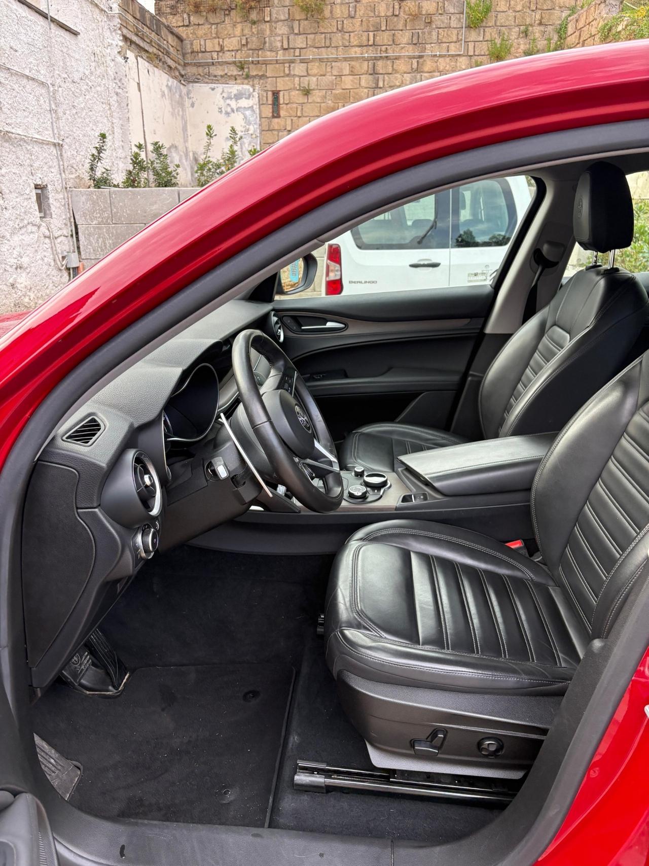 Alfa Romeo Stelvio 2.0 Turbo 280 CV AT8 Q4 Super