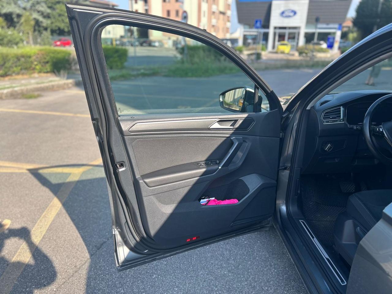 Volkswagen Tiguan Advanced 2.0 TDI #6541