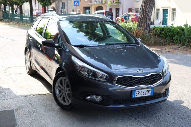 KIA cee'd 1.4 CVVT SW Navi Tel USB Android Apple NEOPATENTAT