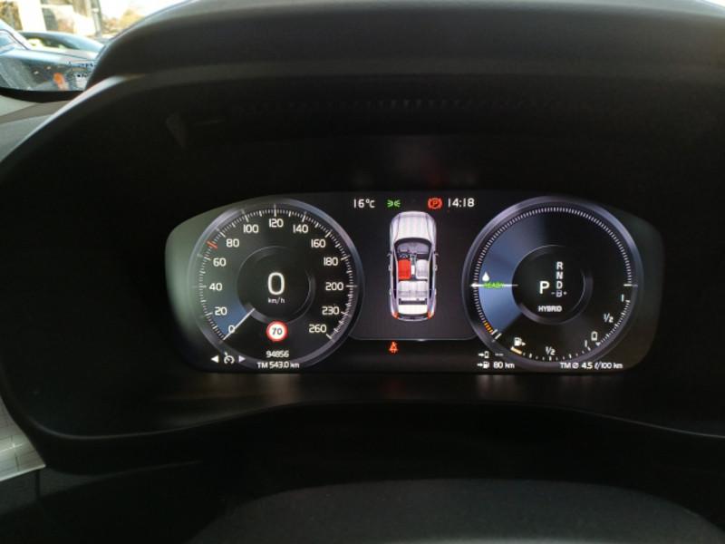 VOLVO XC40 T5 Plug-in Hybrid auto Recharge Inscription Expression