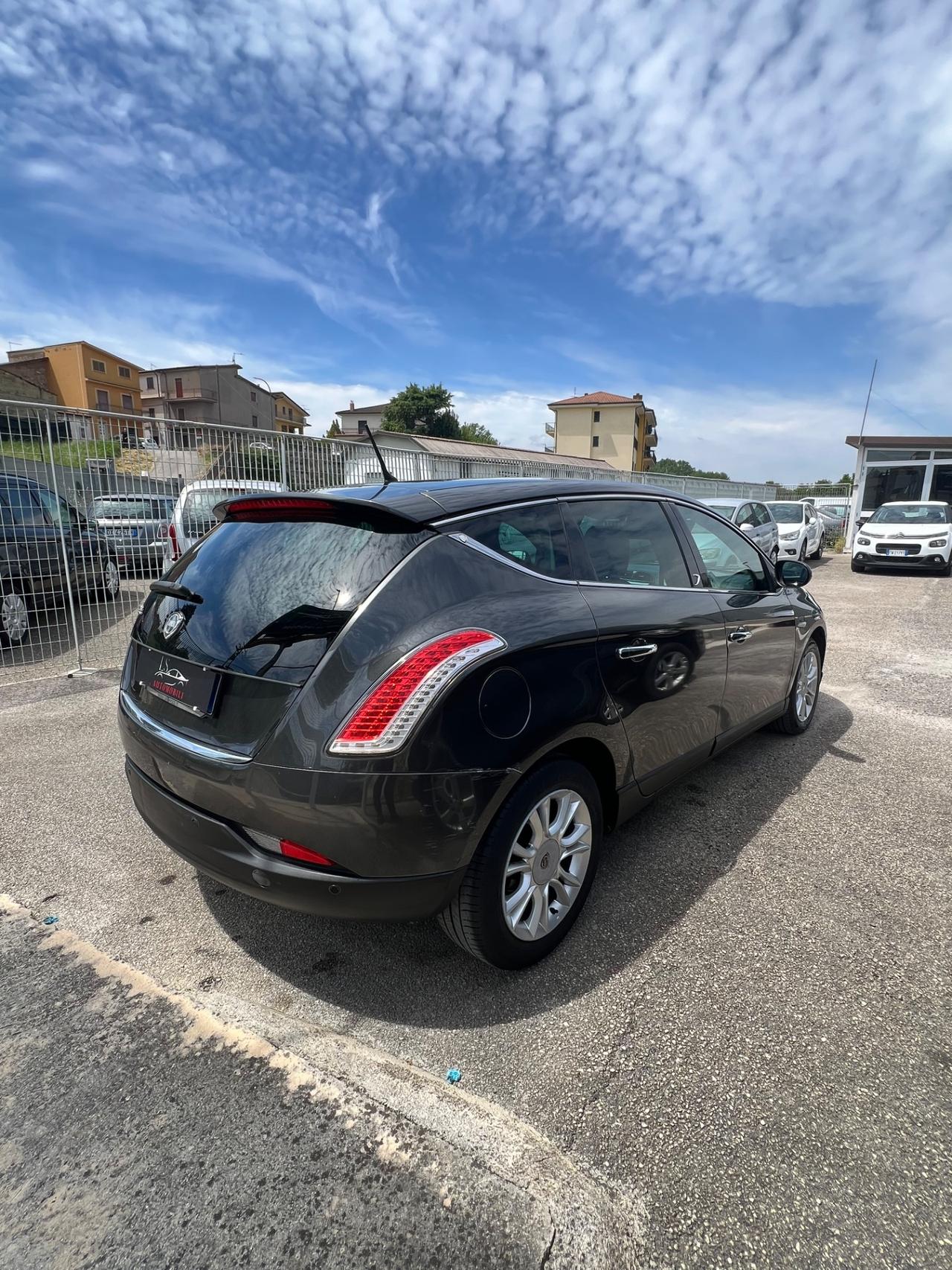 Lancia Delta 1.6 MJT DPF Platino