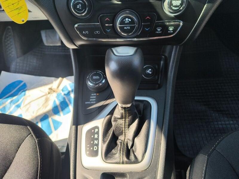 Jeep Cherokee 2.2 Mjt II 185cv Longitude 4WD Auto