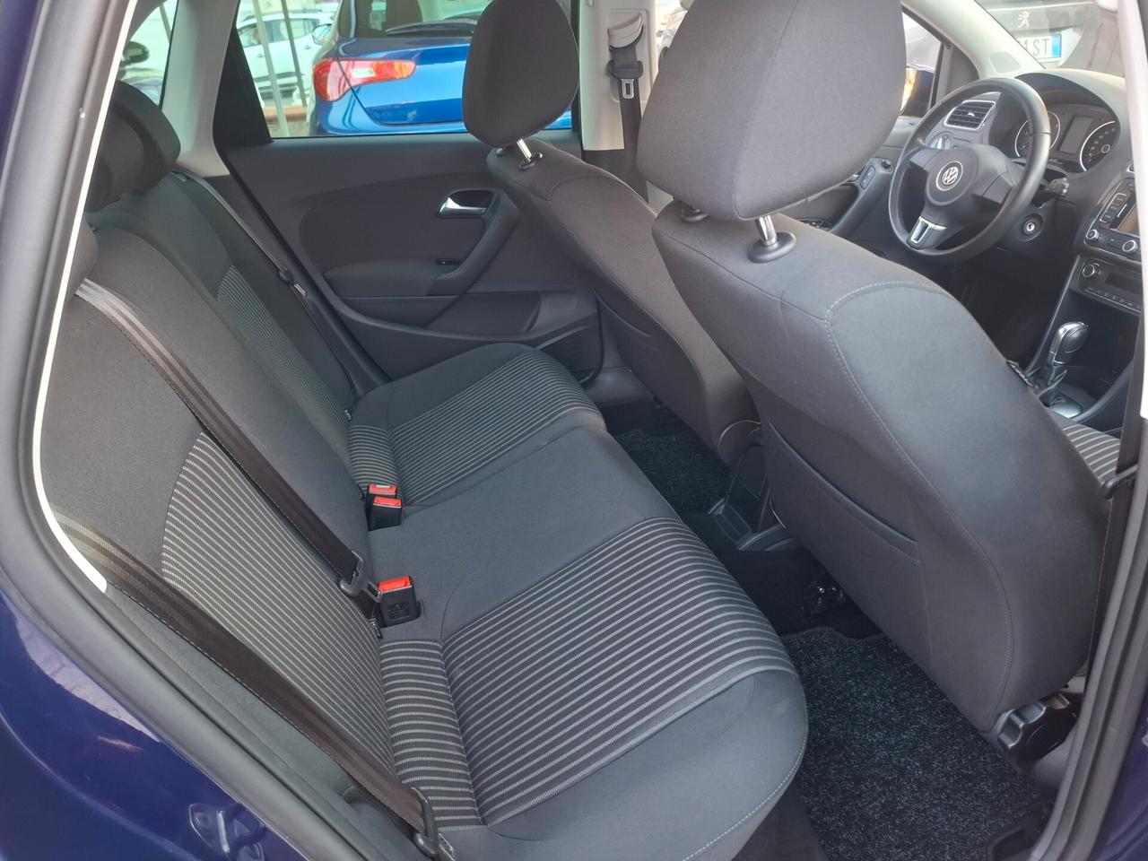 Volkswagen Polo - 1.6 TDI / Cambio automatico /