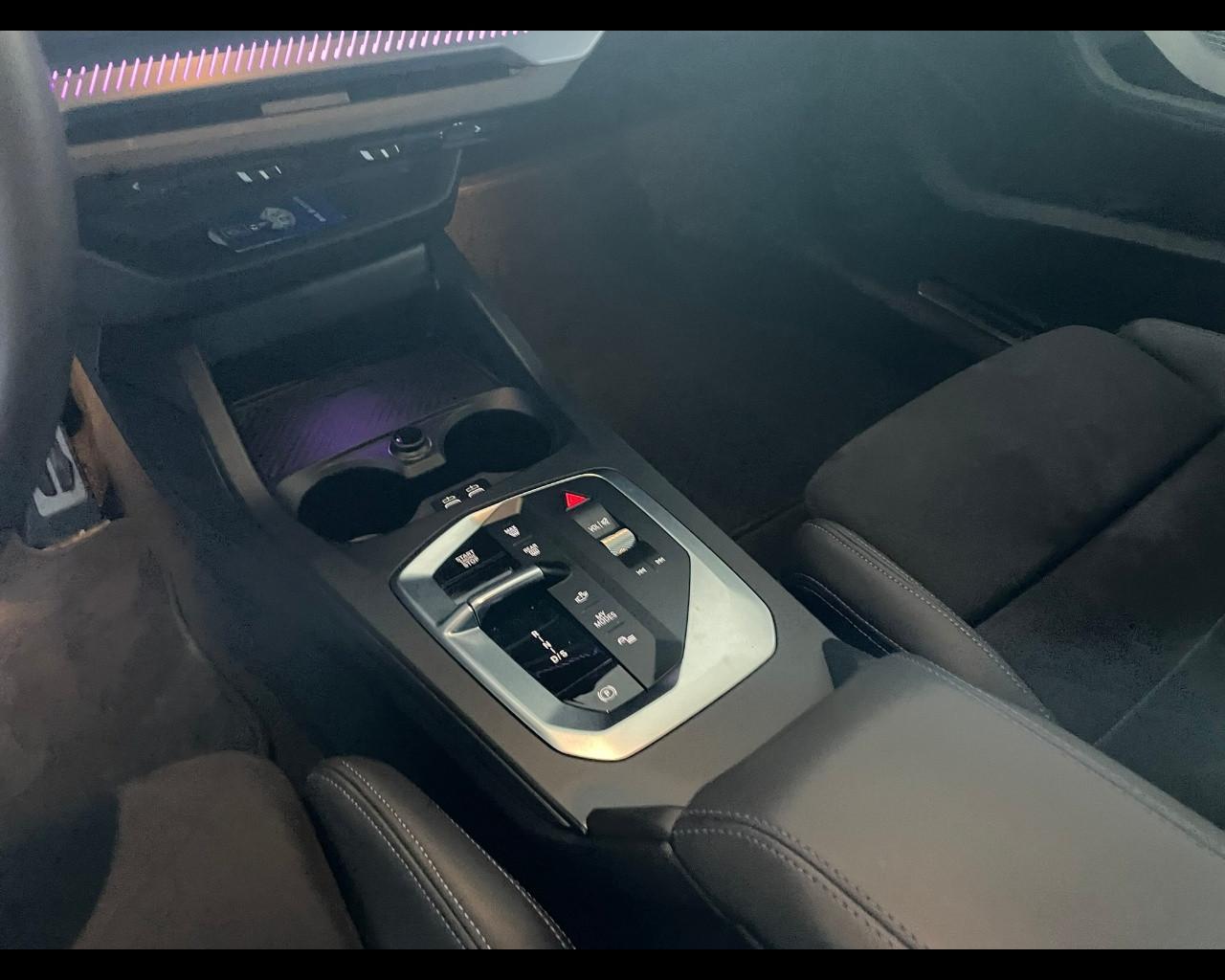 BMW Serie 1 (F70) - 118d MSport Pro