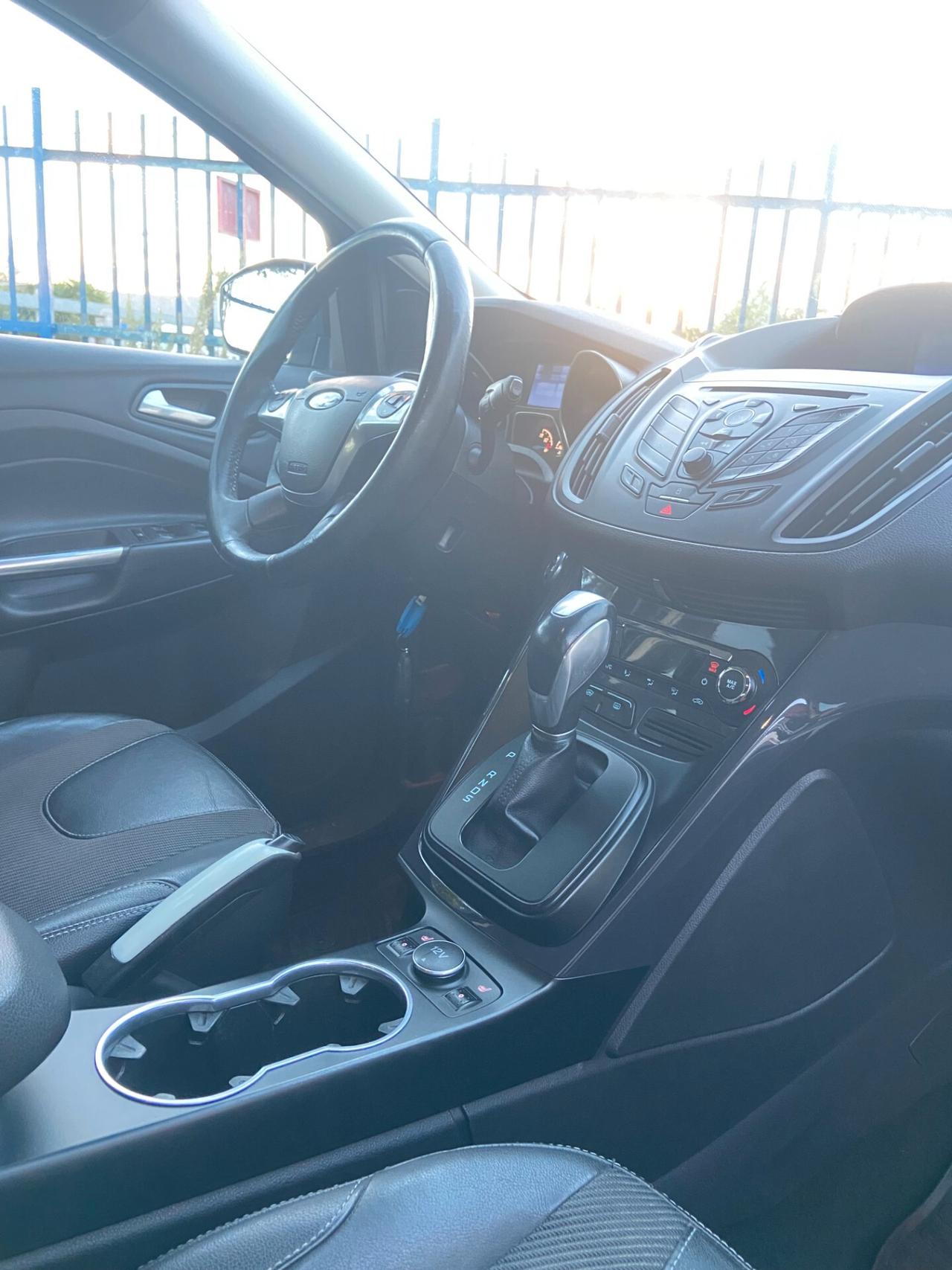 Ford Kuga 2.0 TDCI 4WD Titanium CAMBIO AUTOMATICO NUOVO