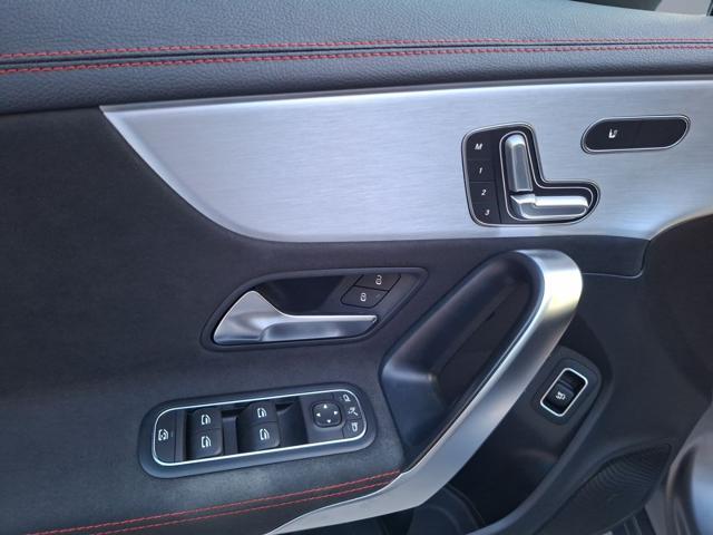 MERCEDES-BENZ CLA 200 d Automatic Premium Luxury Pack