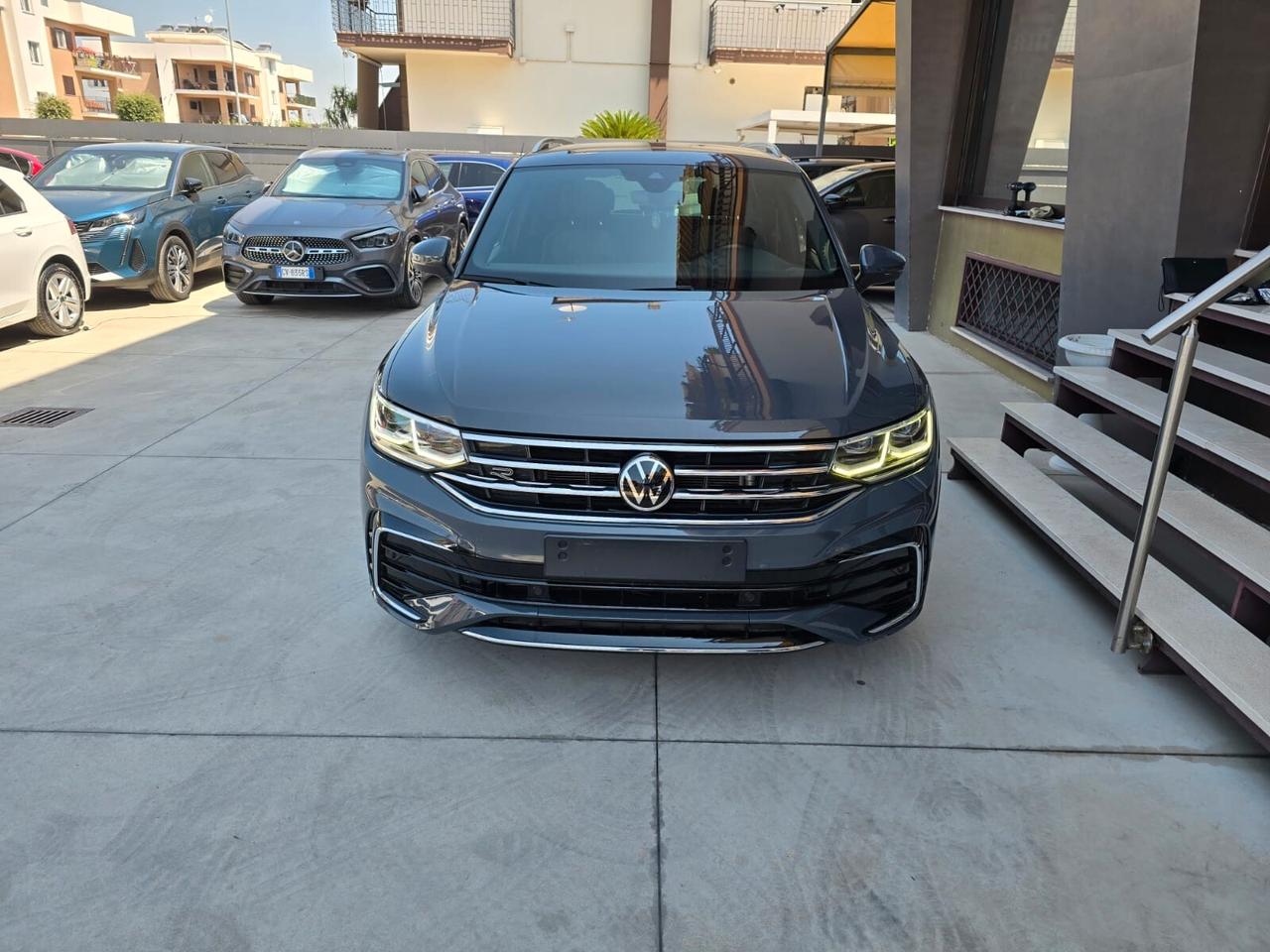 Volkswagen Tiguan 2.0 TDI 150 CV SCR DSG R-Line