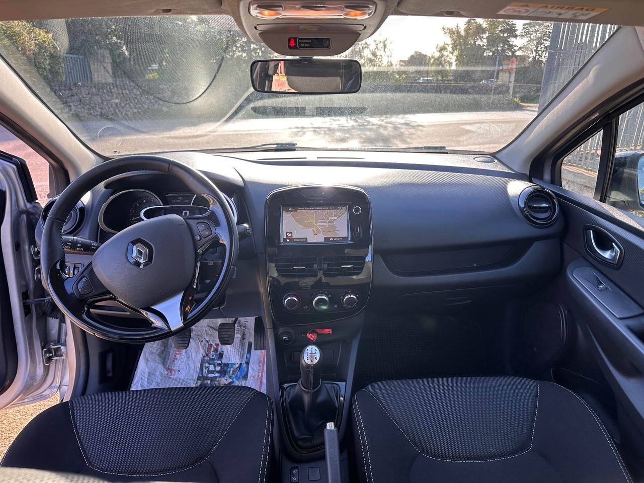 Renault Clio dCi 75CV-2016 NAVI/16"