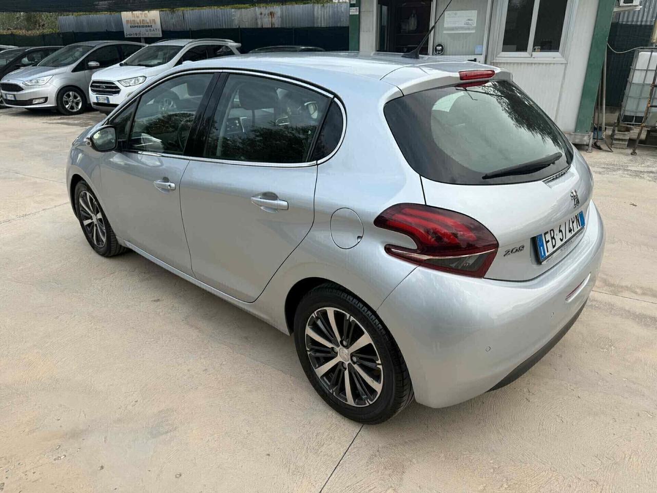 Peugeot 208 PureTech Allure 1.2 BENZINA 2015