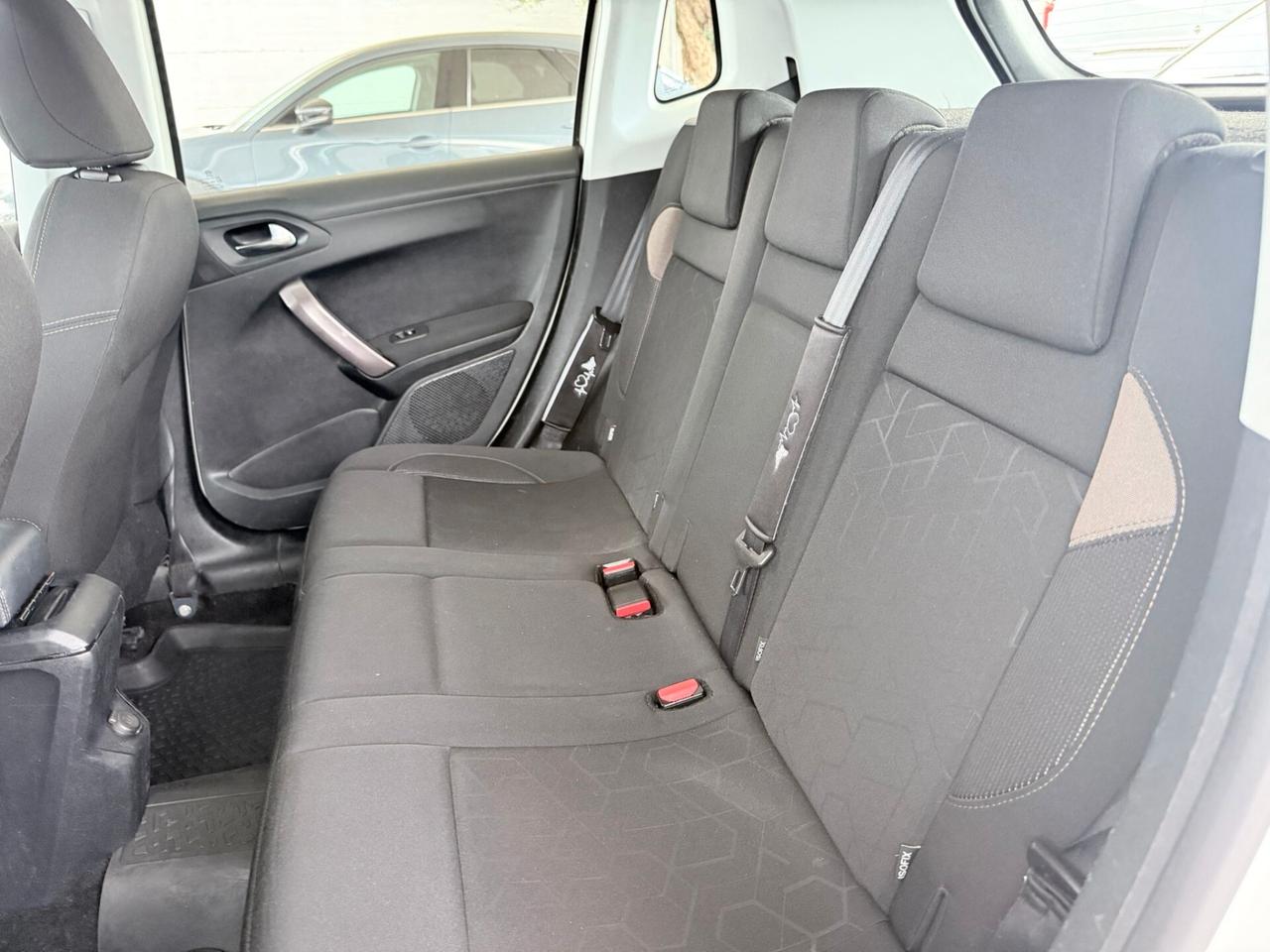 Peugeot 2008 1.6 e-HDi 92 CV Stop&Start Allure