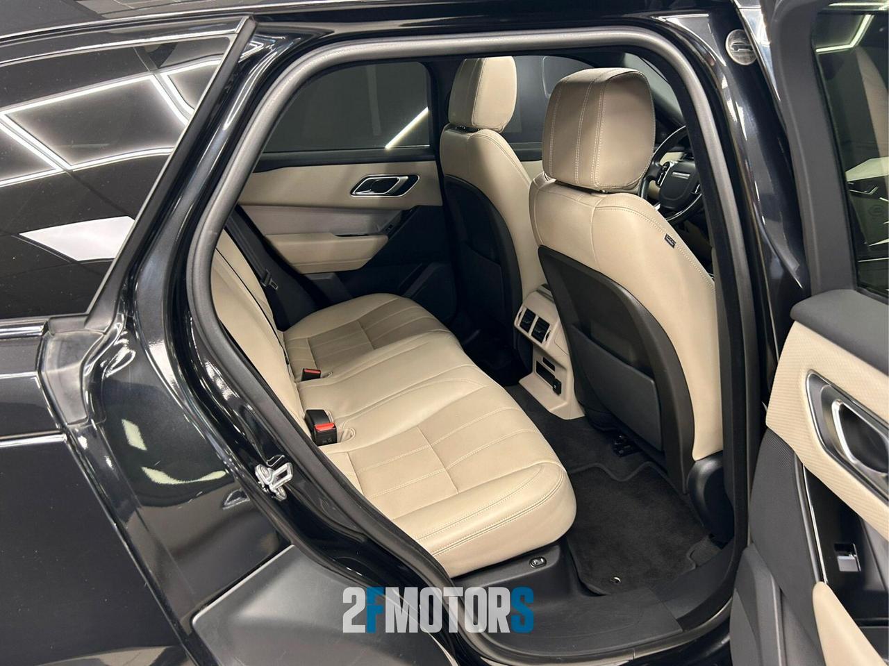 Land Rover Range Rover Velar 2.0D I4 240 CV HSE