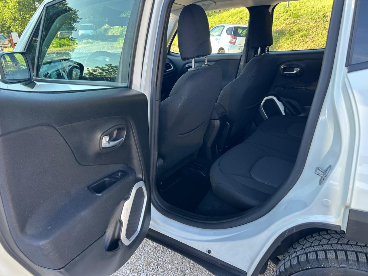 Jeep Renegade 1.4 MultiAir Limited neopatentati rate permute