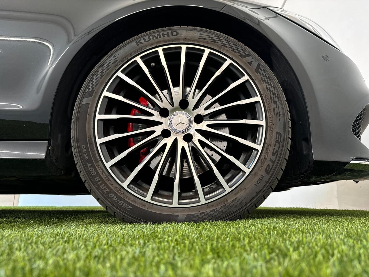 Premium 4matic FULL OPTIONAL S.B. AMG LINE