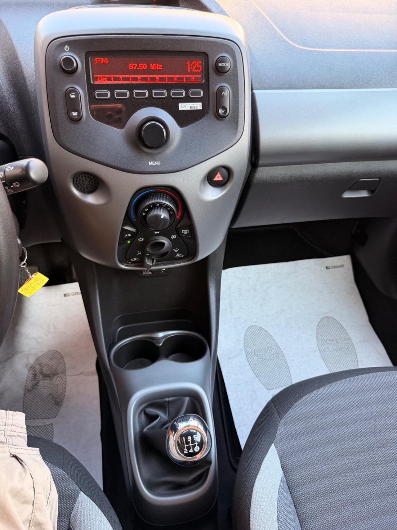 TOYOTA AYGO 1.0 NEOPATENTATI KM 23 MILA !!!!!