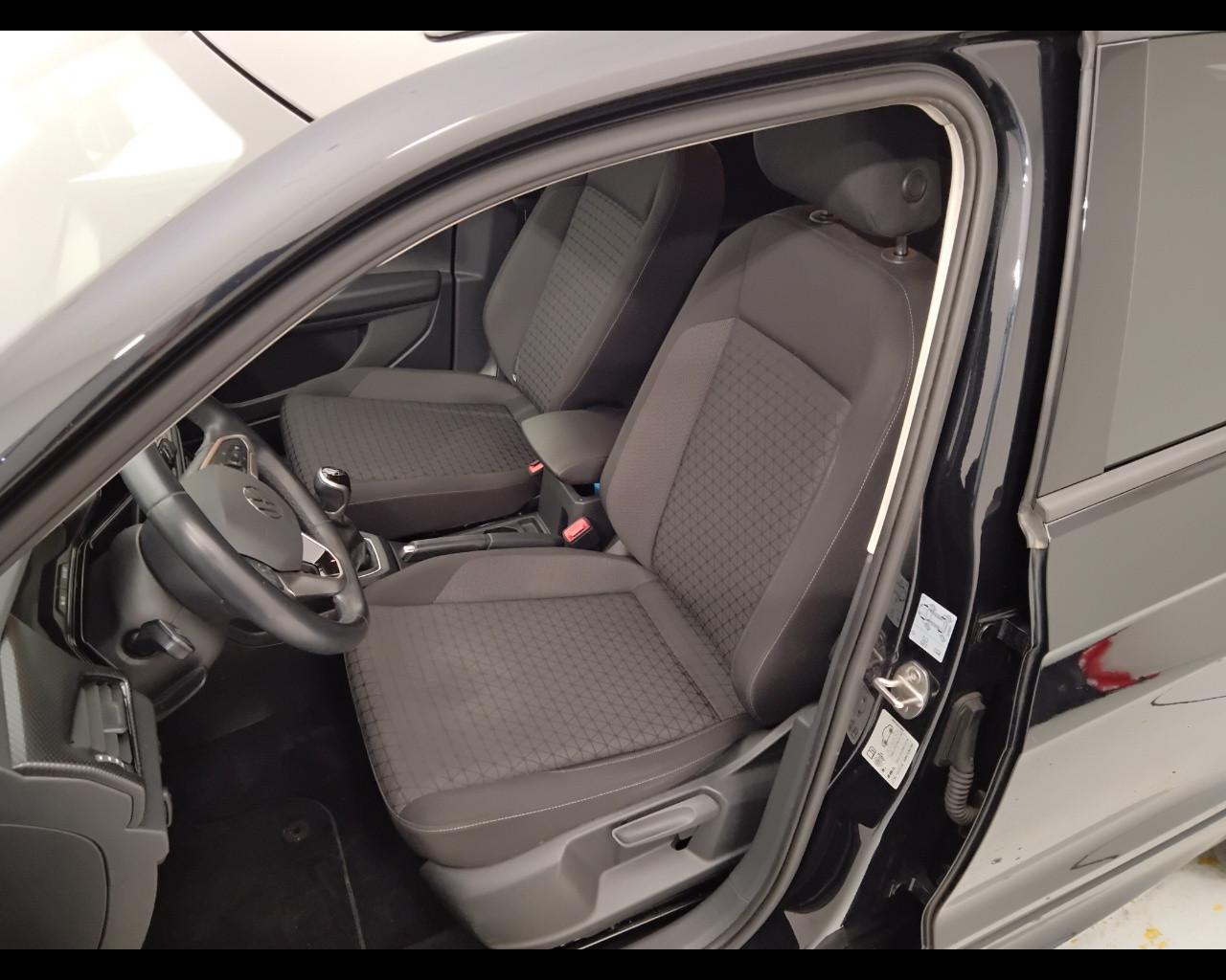 VOLKSWAGEN T-Cross 2019 - T-Cross 1.0 tsi R-LINE 95cv