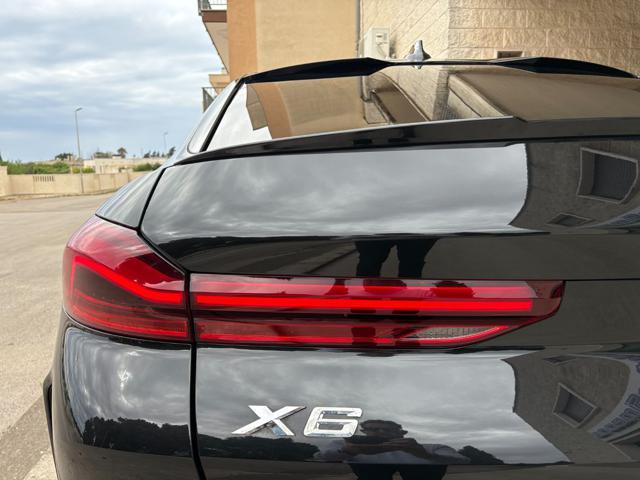BMW X6 xDrive30d 48V Msport TETTO PAN-CERCHI 22''.