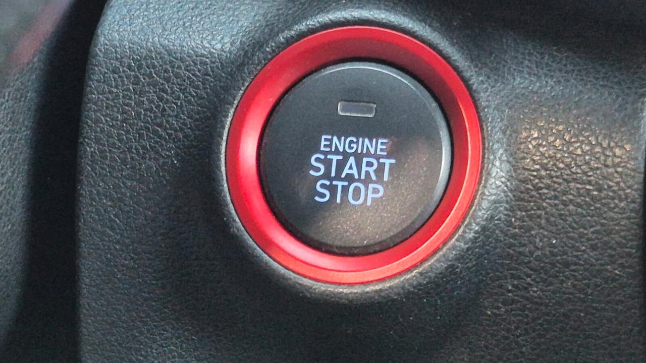 Hyundai Kona 1.6 CRDI 115 CV Style 2019 NEOP leggi testo