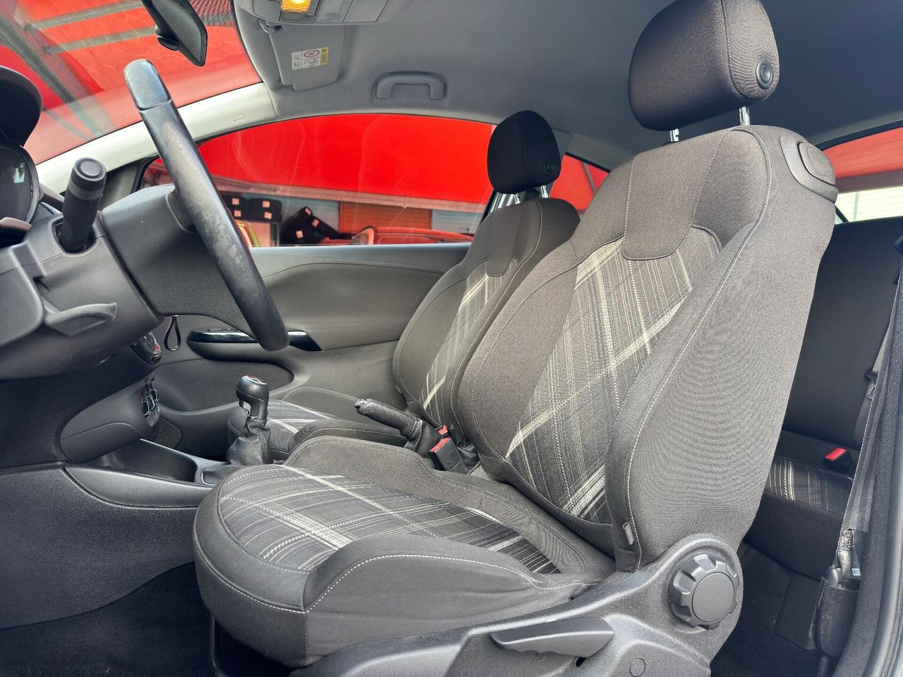 Opel Corsa ADATTA A NEOPATENTATI 1.4 16V 3 porte b-color