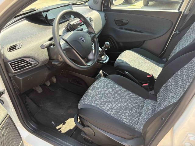 LANCIA Ypsilon 1.0 FireFly 5 porte S&S Hybrid Ecochic Gold
