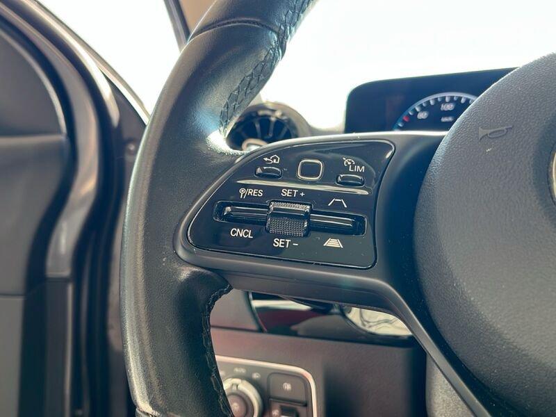 Mercedes-Benz GLA GLA 180 d Automatic Business Extra