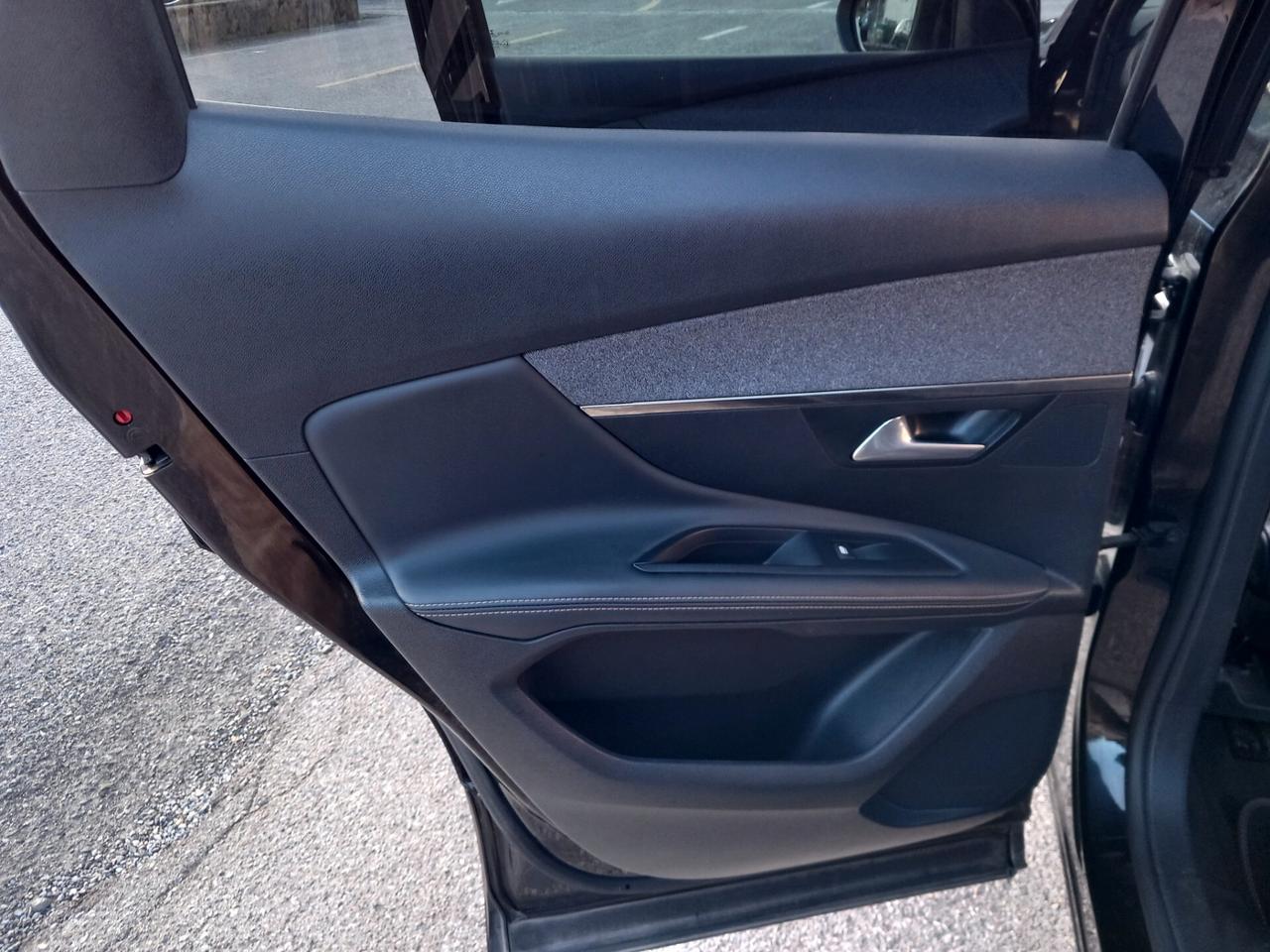 Peugeot 3008 GT Line EURO 6B