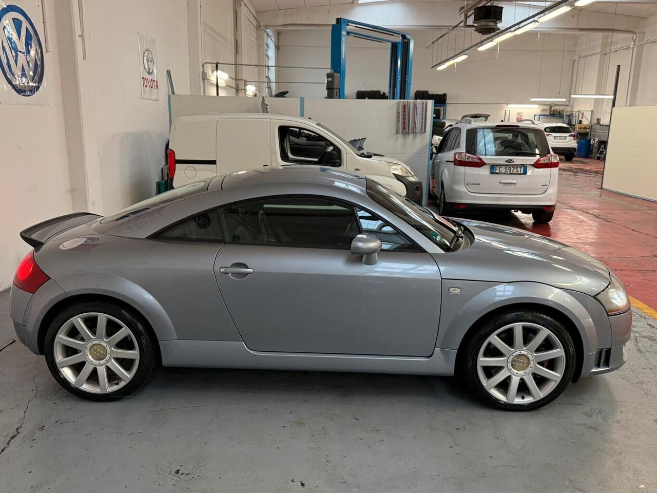Audi TT Coupé 3.2 V6 cat quattro
