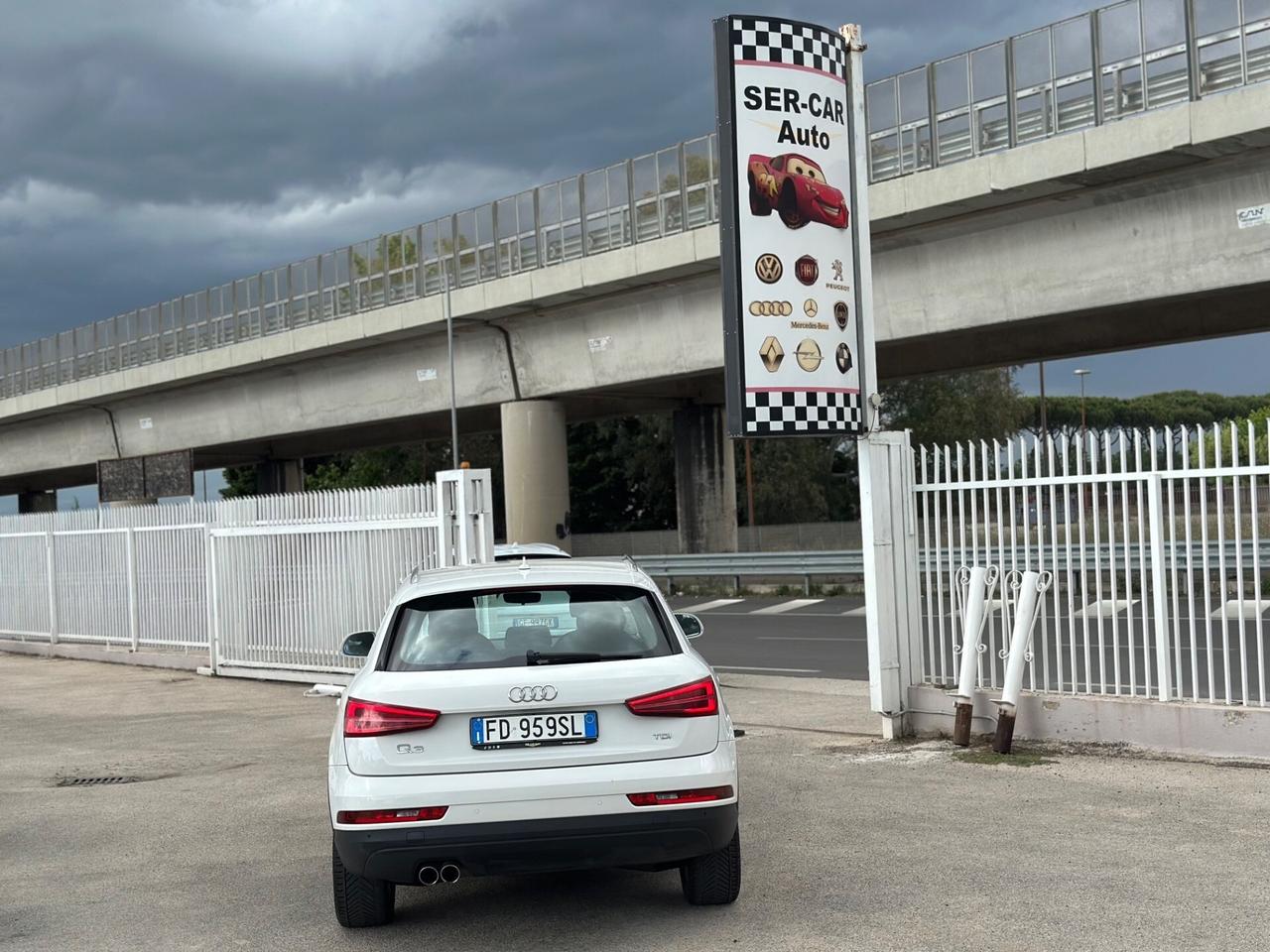 Audi Q3 2016 Restyling 2.0 TDI 120 CV Design PERFE