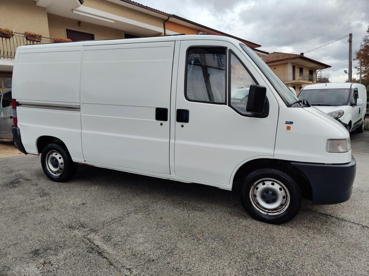 Fiat Ducato 14 2.8 D PM Furgone Business