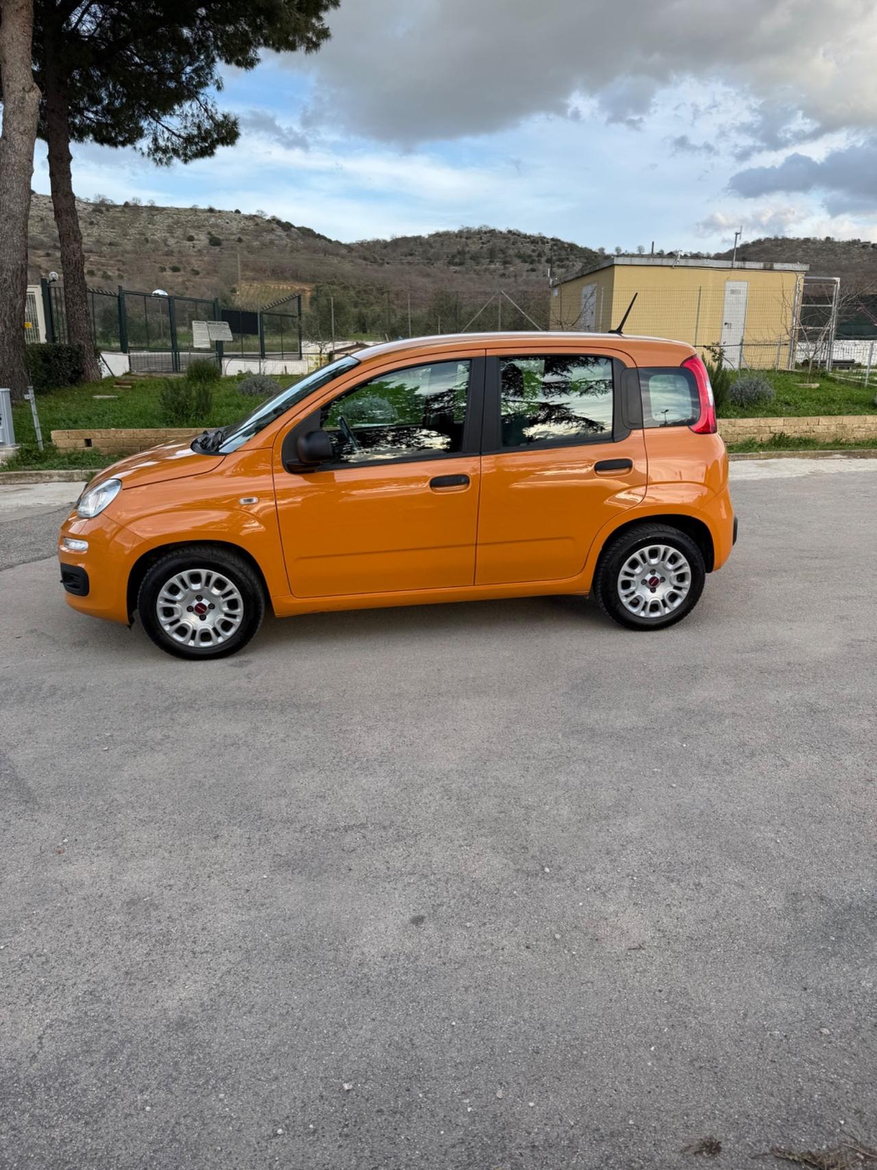 Fiat Panda 1.2 Connected by Wind