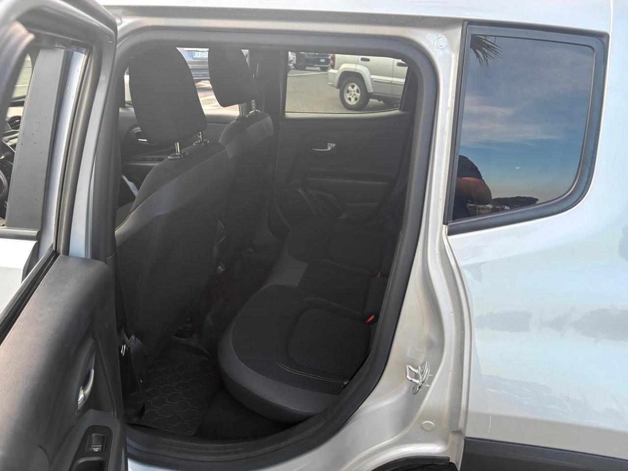 Jeep Renegade 1.6 Mjt DDCT 120 CV S