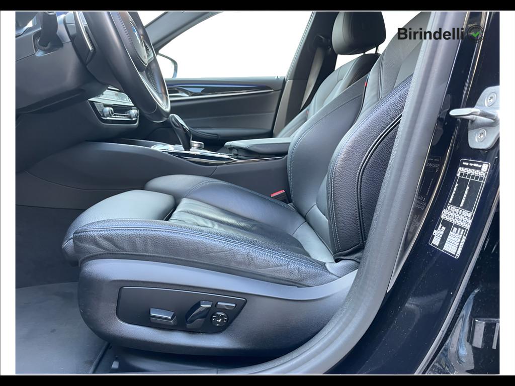 BMW Serie 5(G30/31/F90) - 520d 48V Touring Msport