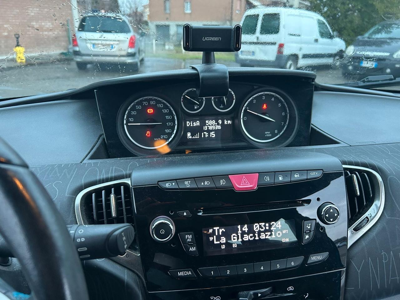 Lancia Ypsilon 0.9 TwinAir 85 CV 5 porte Metano Ecochic Elefantino