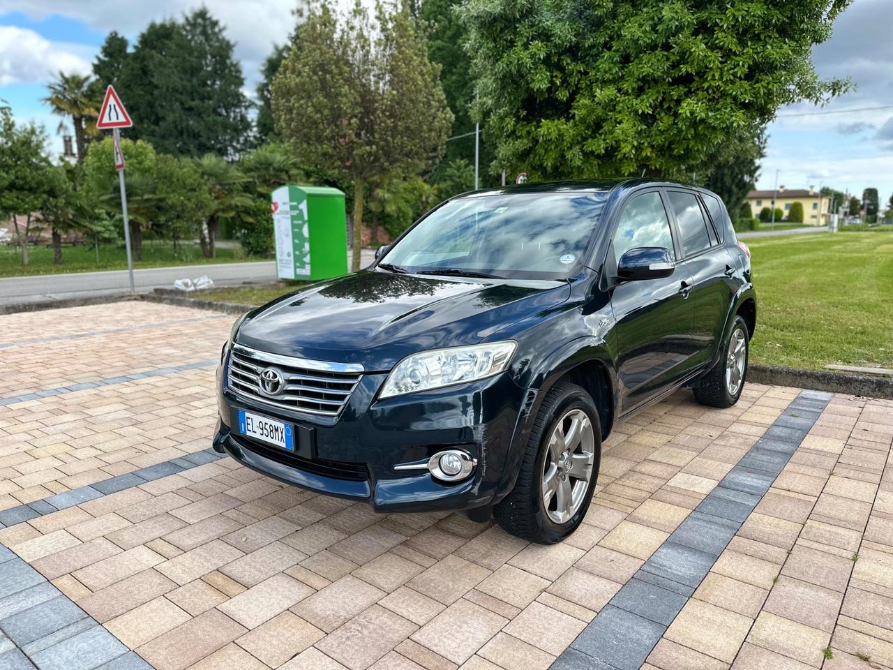 Toyota RAV 4 RAV4 Crossover 2.2 D-Cat 4X4 A/T 150 CV Style