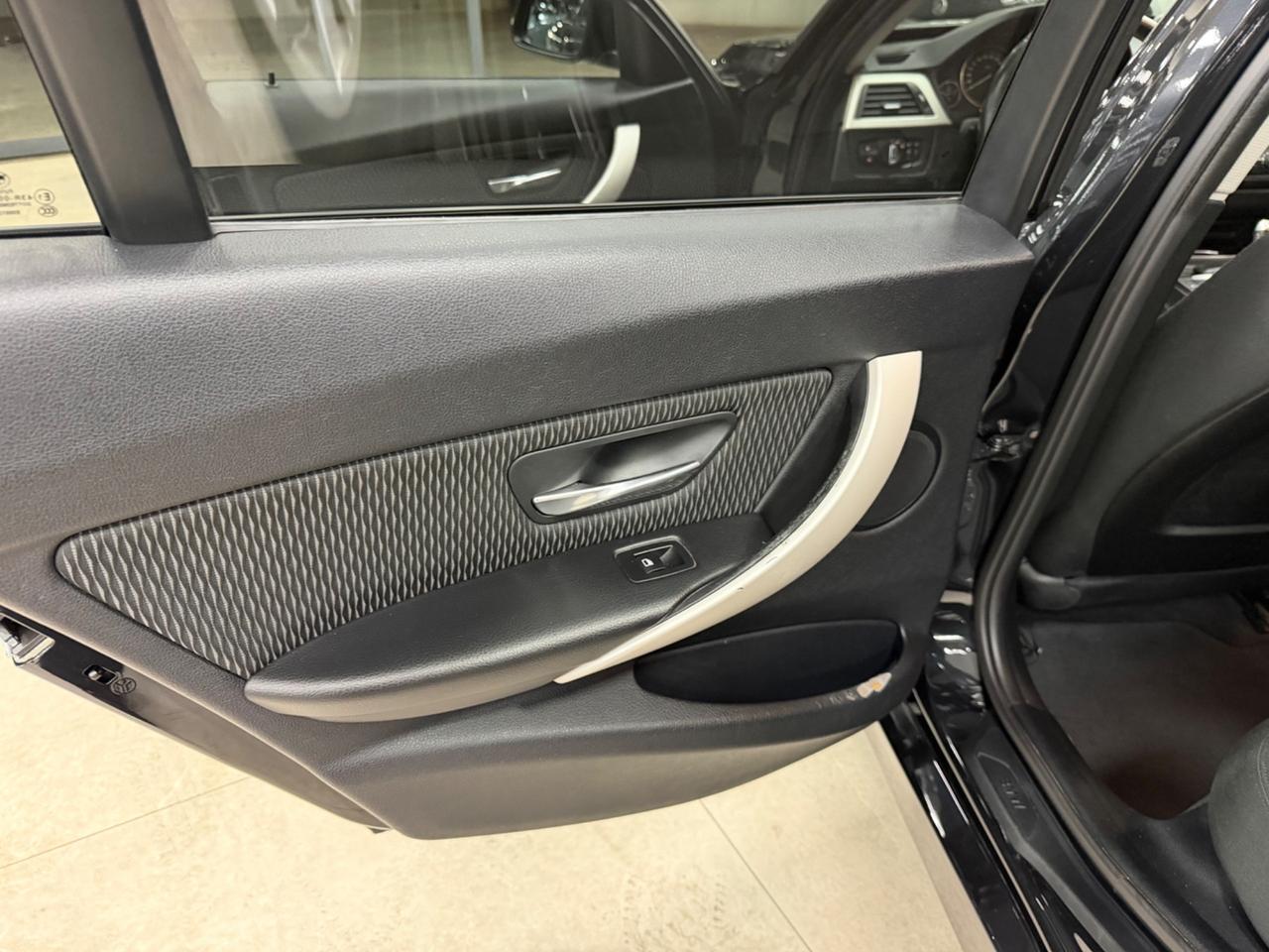 Bmw 318 d AUTOMATICO 2015