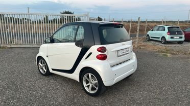 Smart ForTwo 1000 52 kW MHD coupé pure