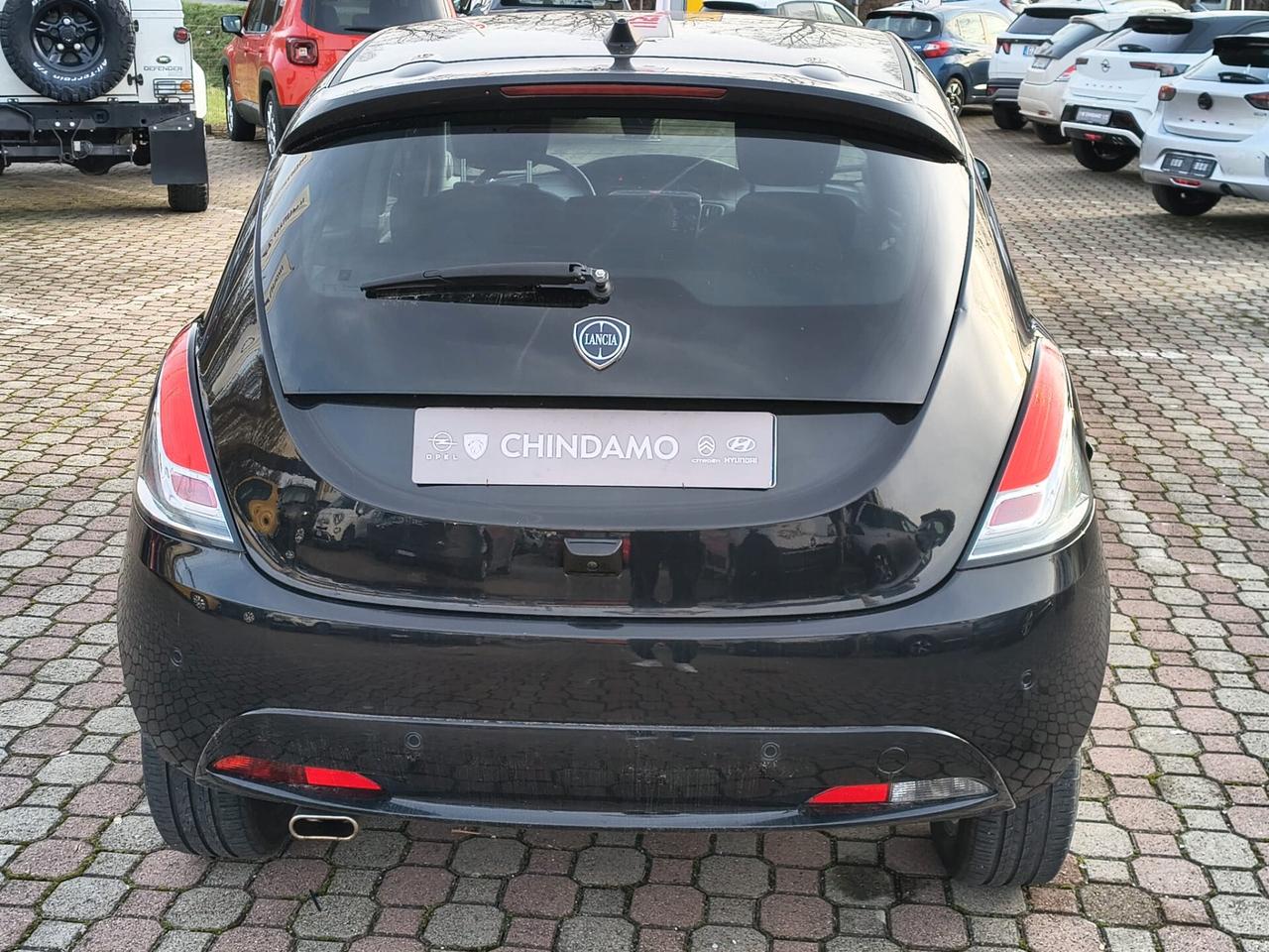 Lancia Ypsilon 1.0 FireFly 5 porte S&S Hybrid Platino