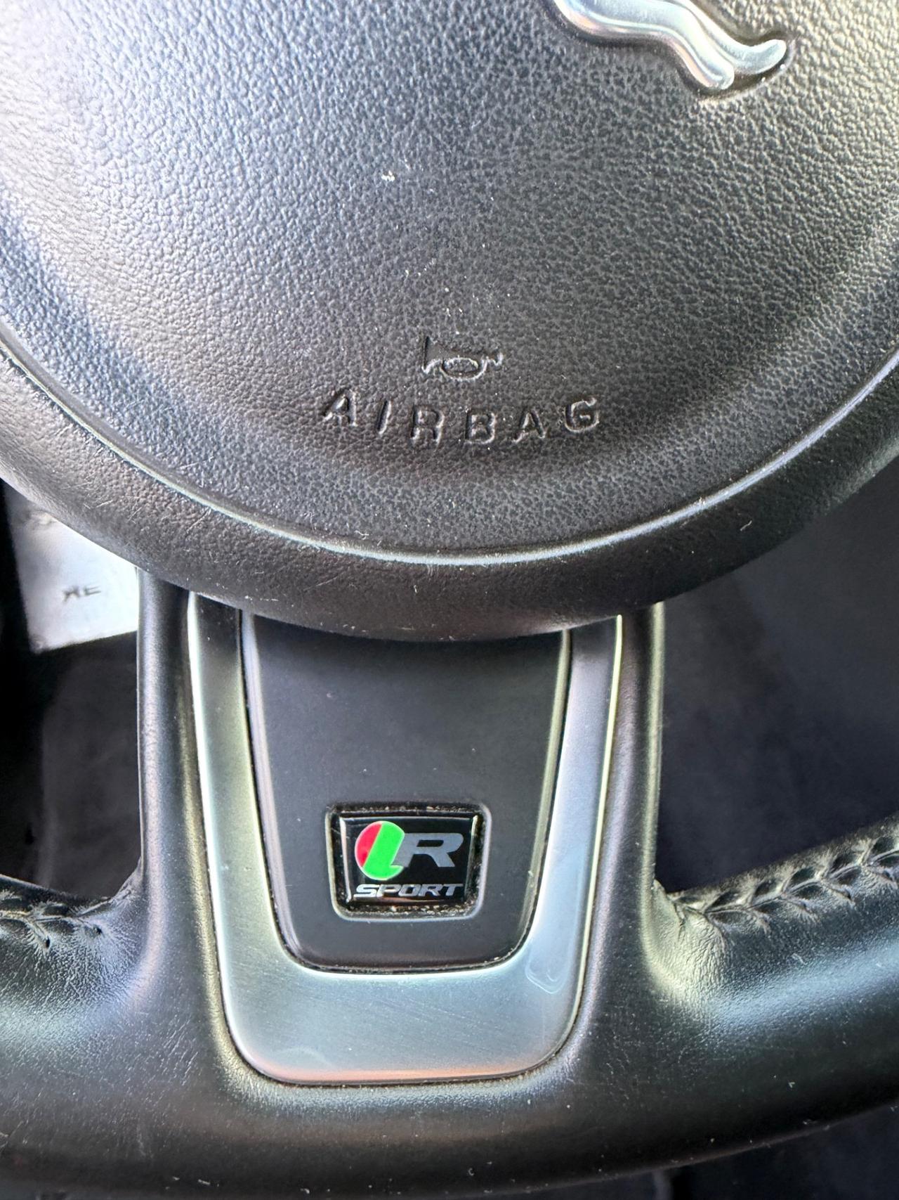 Jaguar XE 2.0 180CV R-Sport garanzia 12 mesi