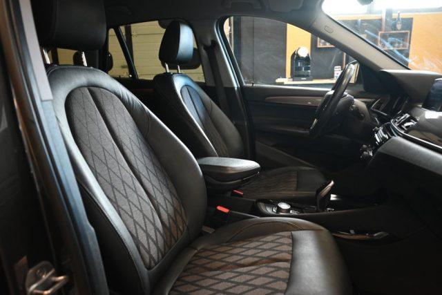 BMW X1 SDRIVE 18d SPORT BLACKLINE AUT.NAVI LED18"TEL FULL