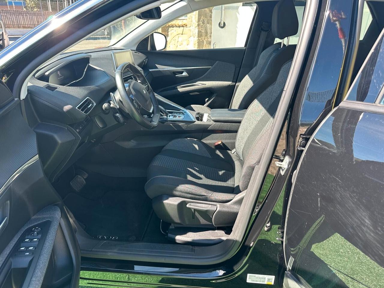 Peugeot 3008 BlueHDi 130 S&S EAT8 Allure Pack