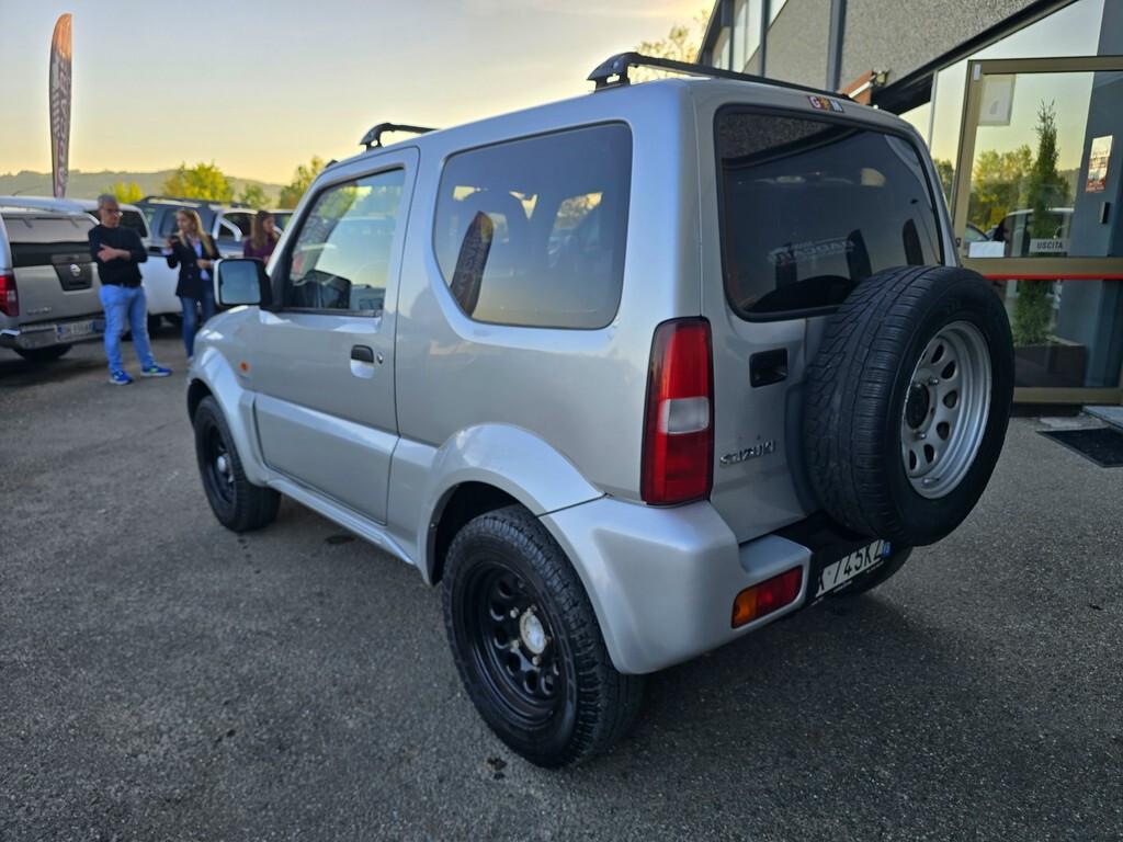 Suzuki Jimny 1.5 DDiS 4WD JLX