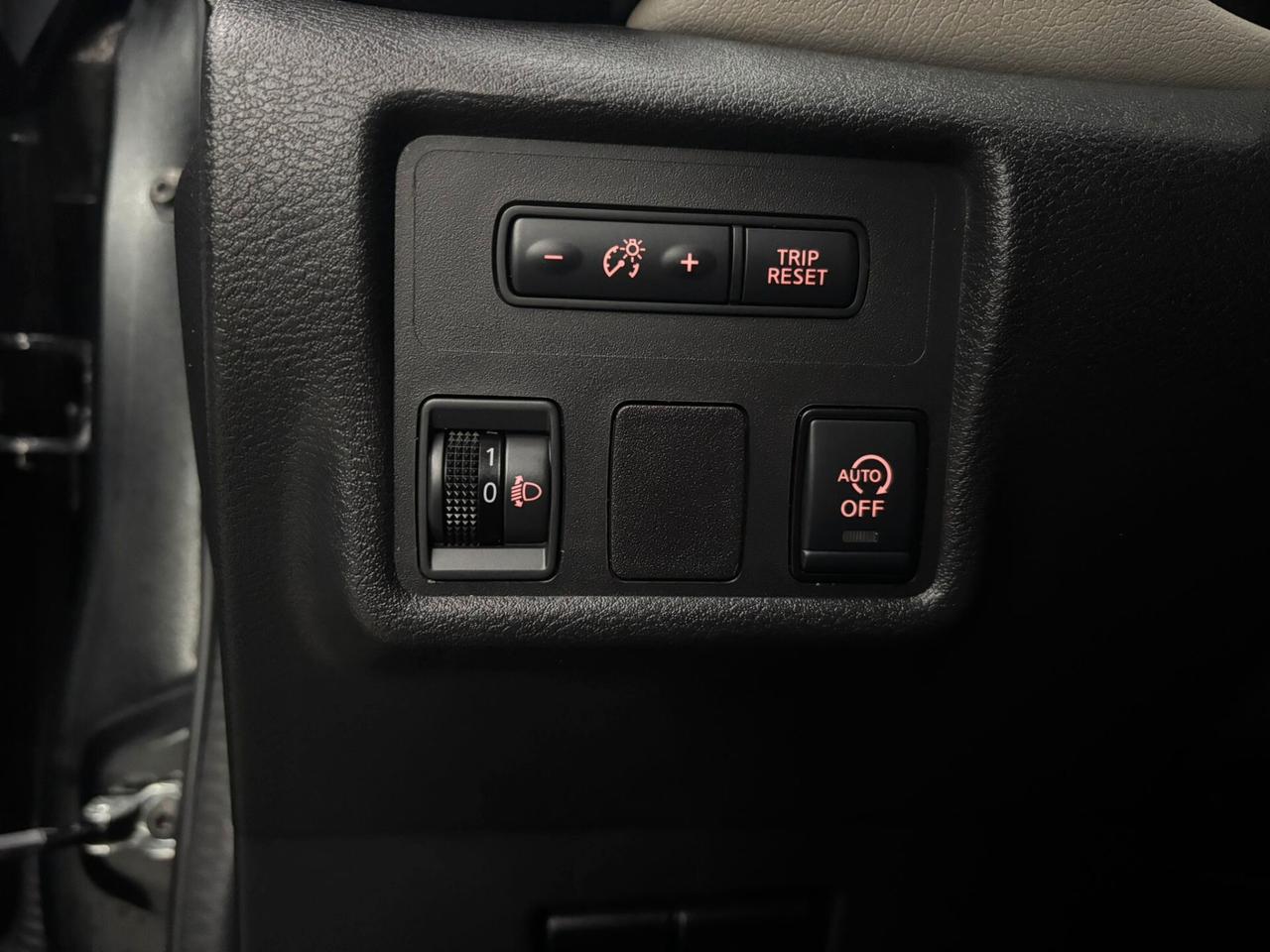 Nissan Micra 1.0 IG-T 92 5 porte Tekna