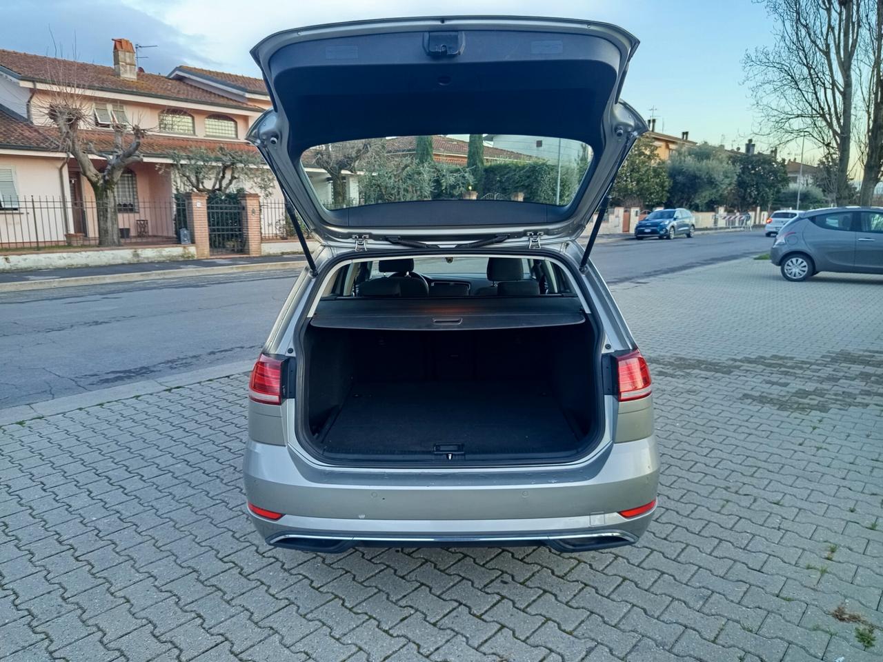 Volkswagen Golf Variant 1.6 TDI 115 CV Executive BlueMotion Technology