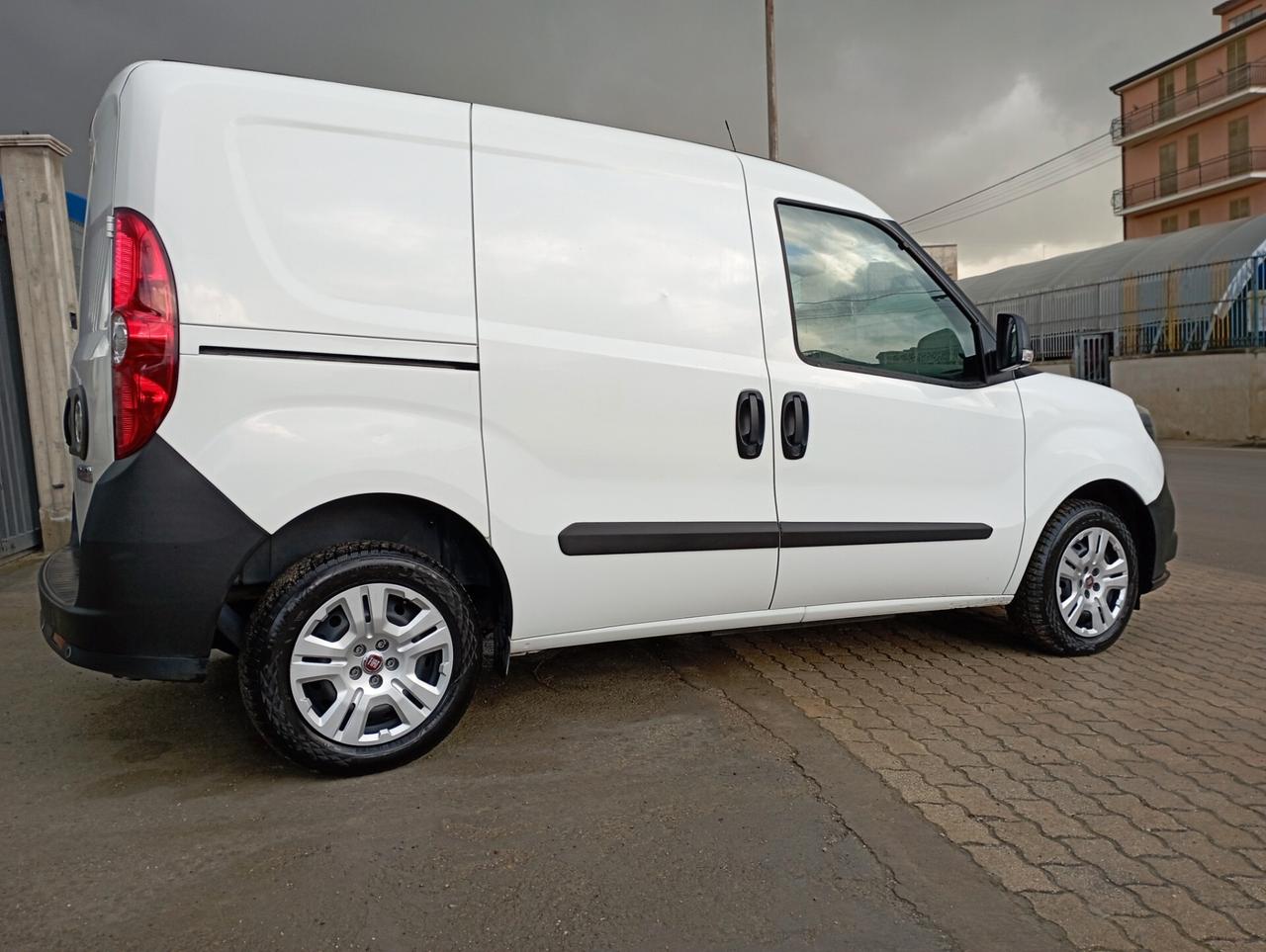 FIAT DOBLO 1.6 MTJ 3POSTI 2021