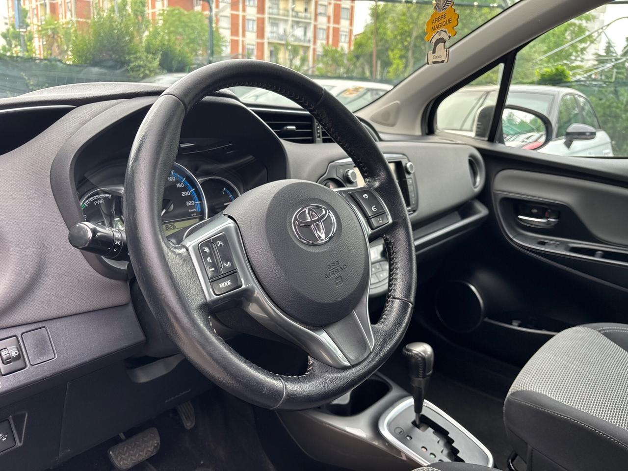 Toyota Yaris 1.5 Hybrid 5 porte Style OK NEOPATENTATI
