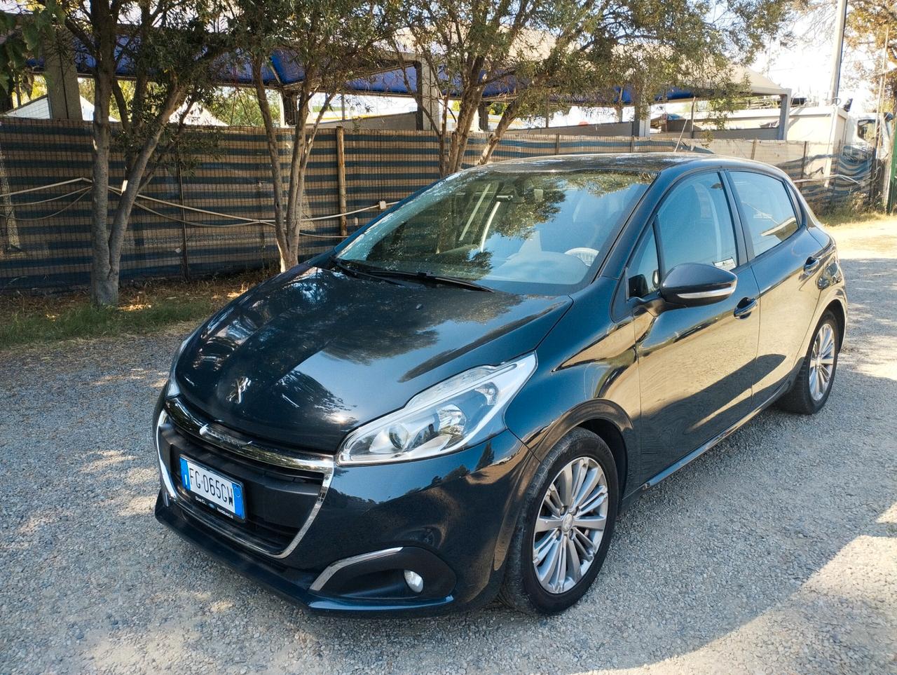 Peugeot 208 BlueHDi 75 5 porte Allure