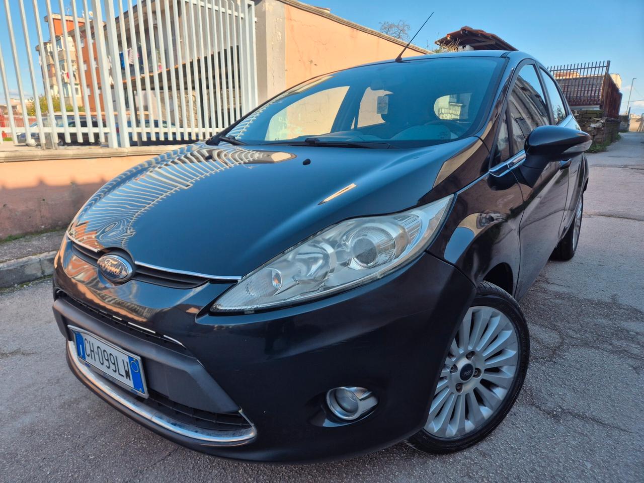FORD FIESTA 1.2 BENZ TITANIUM PERFETTA 2009