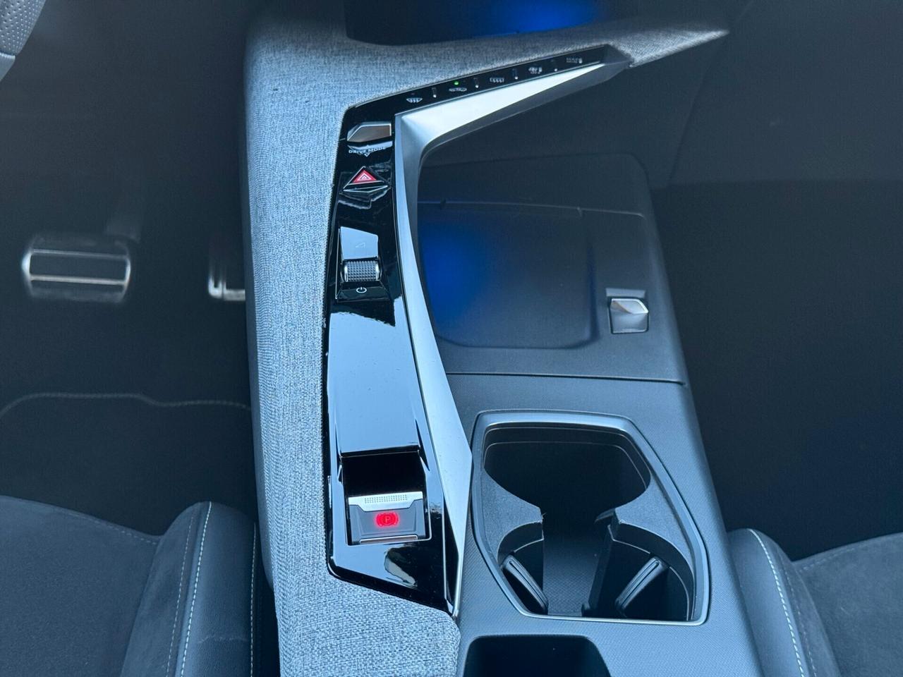 Peugeot 3008 Hybrid 136 e-DCS6 GT - GT LINE - CAMBIO AUTOMATICO - PRONTA CONSEGNA