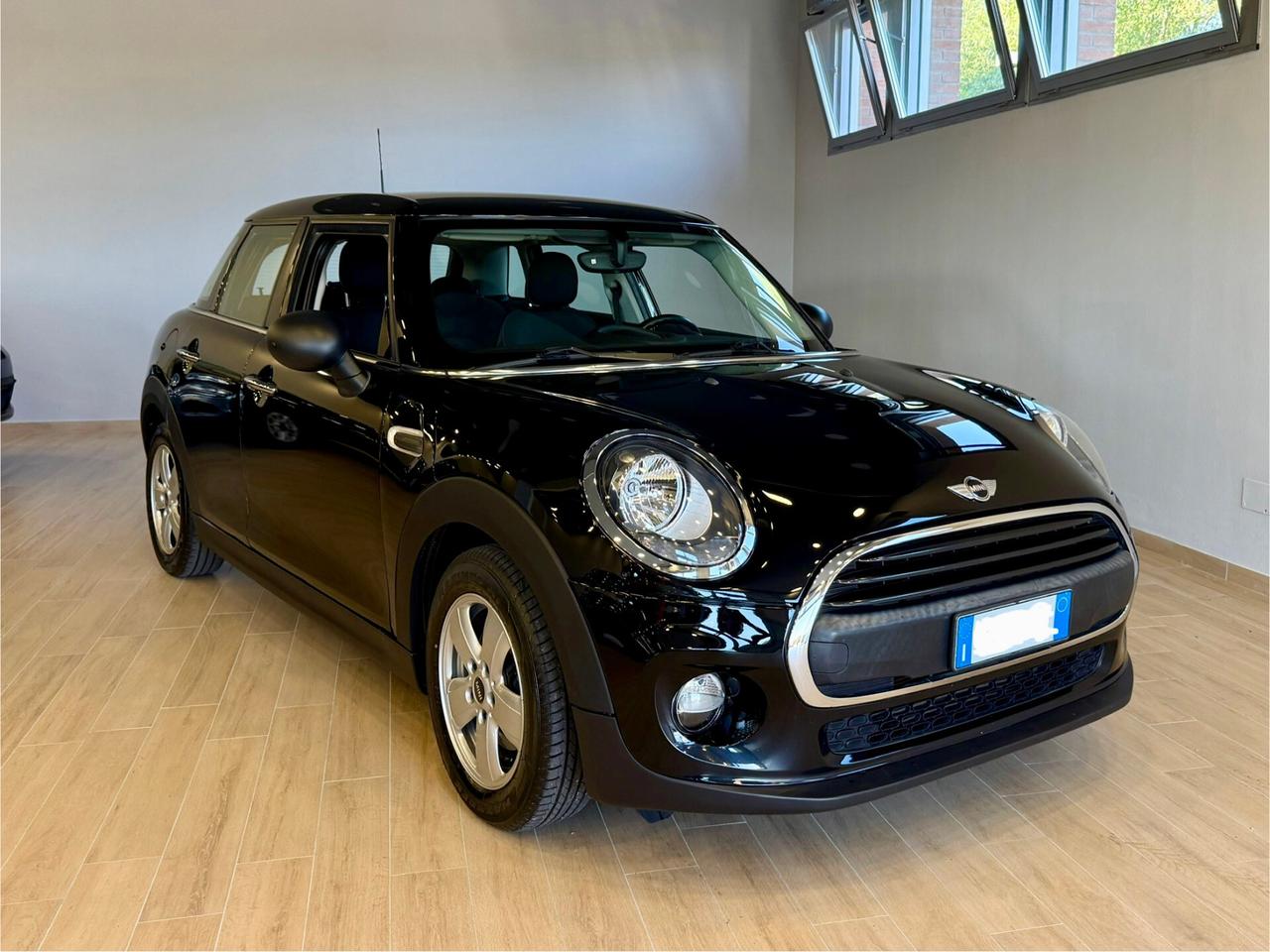Mini Mini 1.2 One 75 CV 5 porte