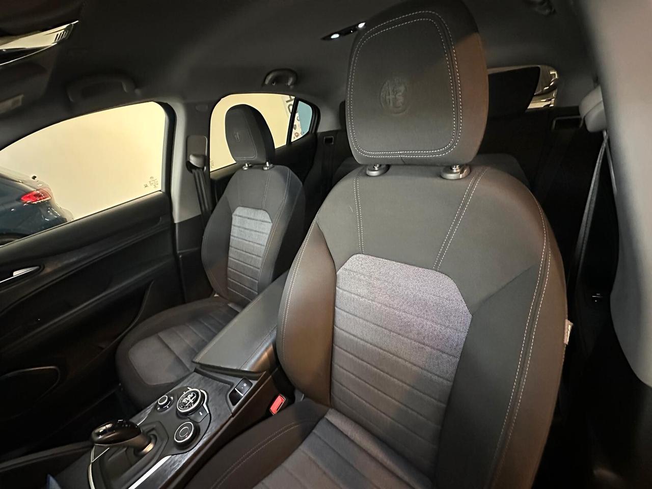 Alfa Romeo Stelvio 2.2 Turbodiesel 160 CV AT8 RWD Business