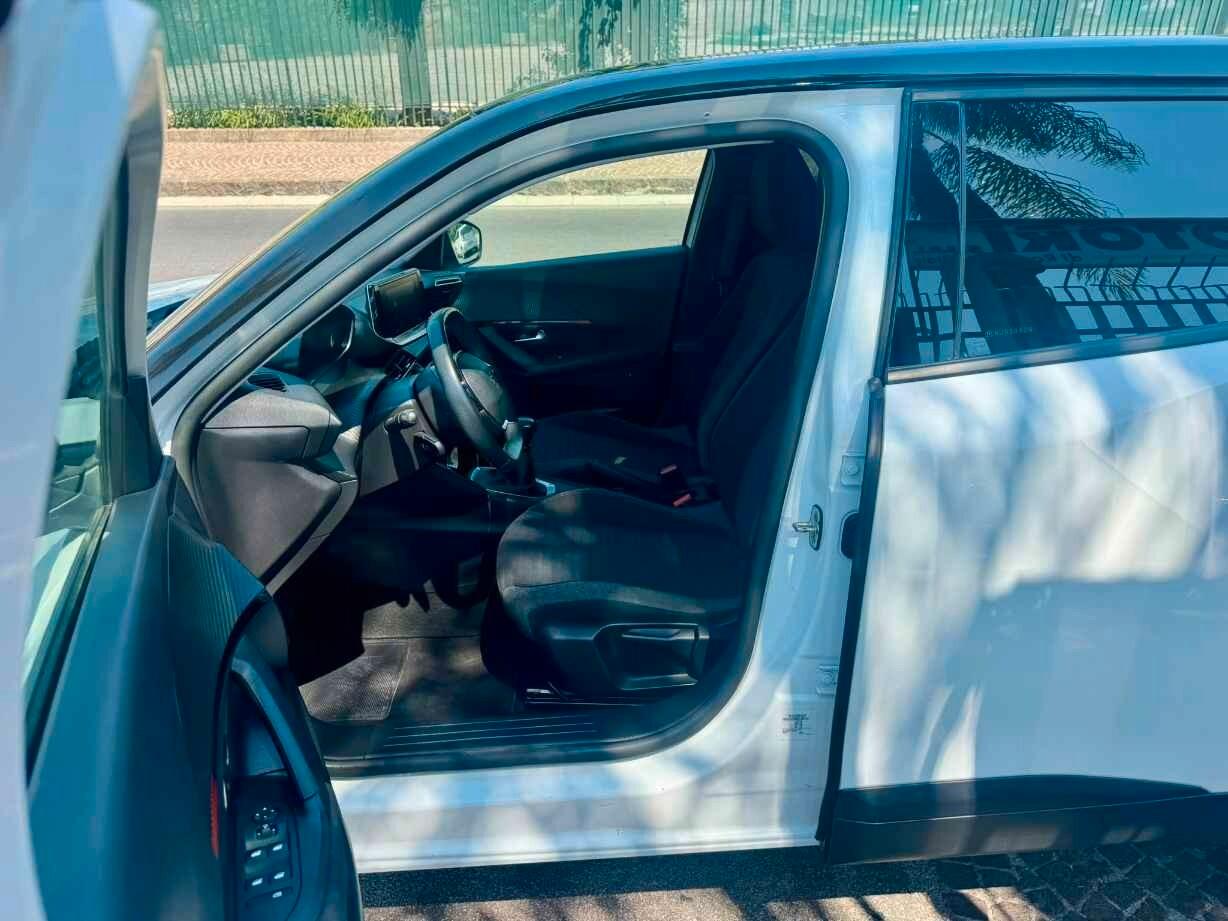 PEUGEOT 2008 1.5 BlueHDi 110 CV